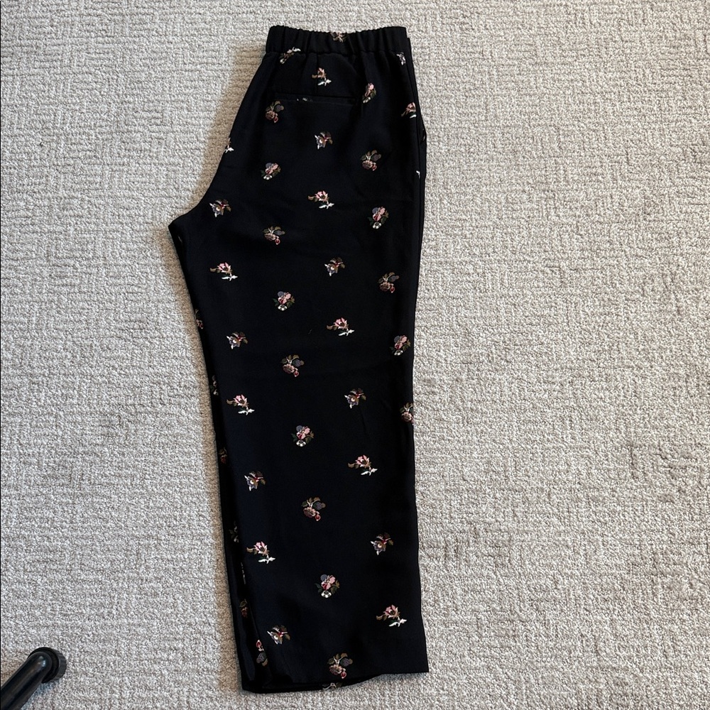 Ann Taylor Black Floral Straight-Leg Elastic Waist Pants